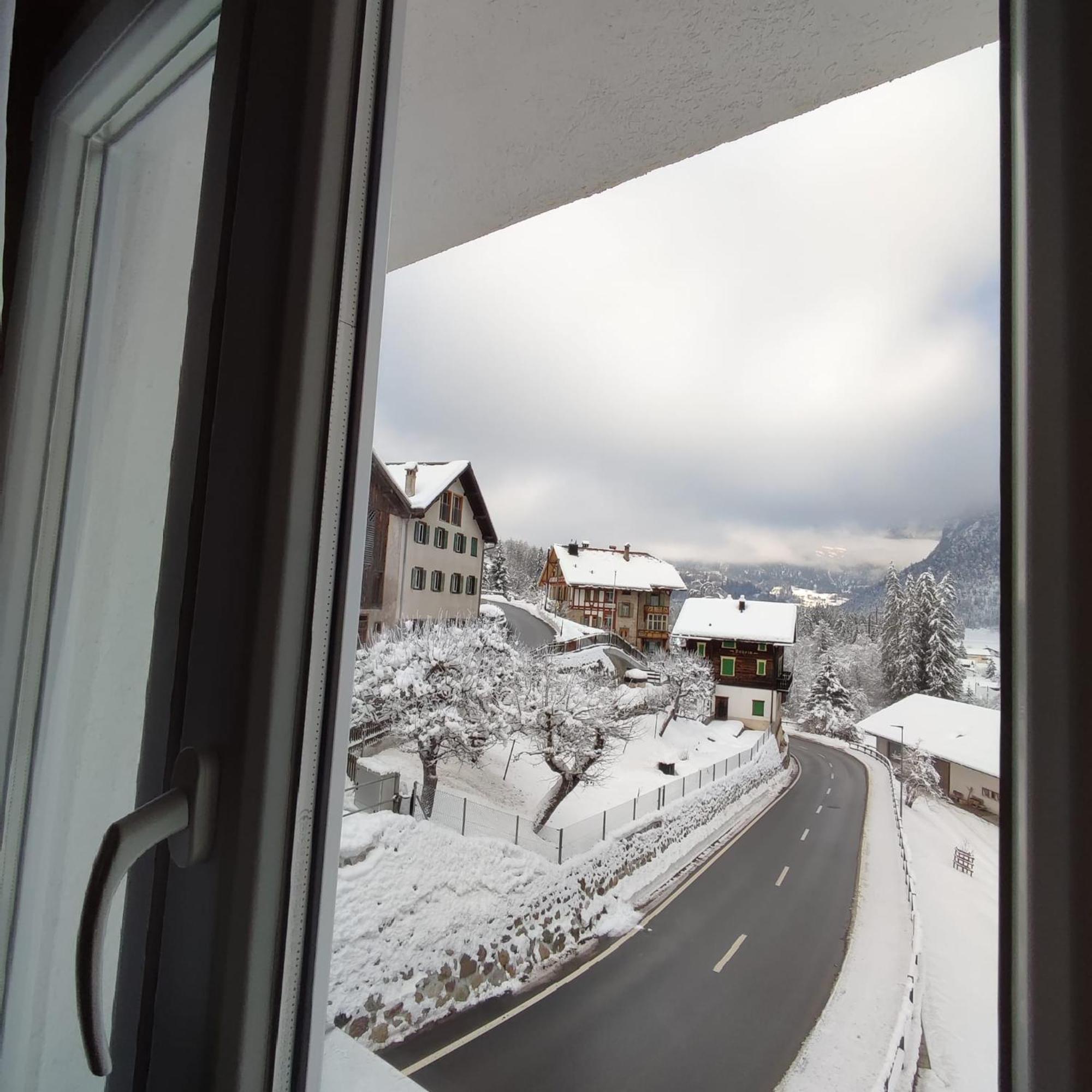 Haus Albula Apartment Alvaneu Exterior photo